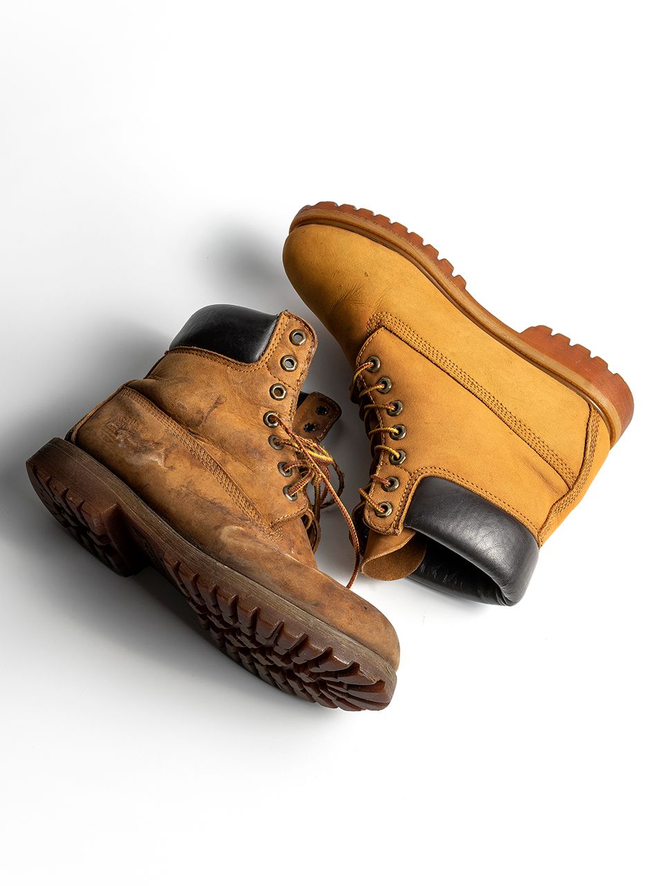 Пример восстановления пары ботинок после обслуживания